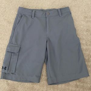 Boys Under Armour cargo shorts